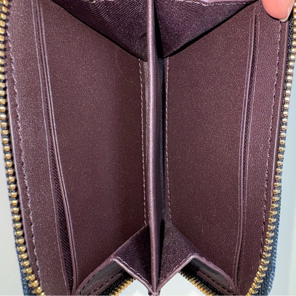 Coach Zip Around Card/Coin Case In Horse and Carriage Dot Print - Picture 8 of 13